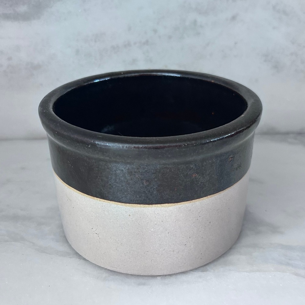 RRP Roseville USA 6.5" Stoneware Crock Two Tone Brown Tan Vintage Pottery Bowl - Picture 7 of 7
